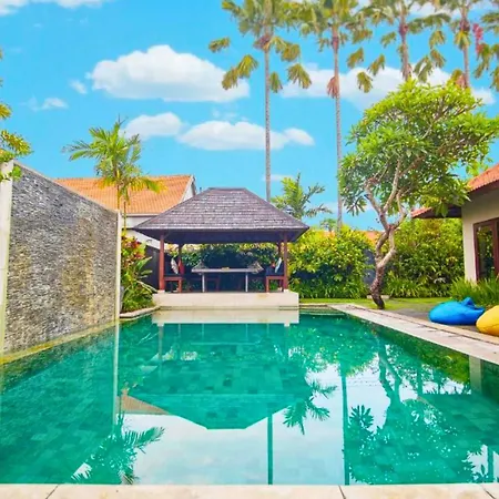 Camana 1 Bedroom Villa With Shared Pool Zn129